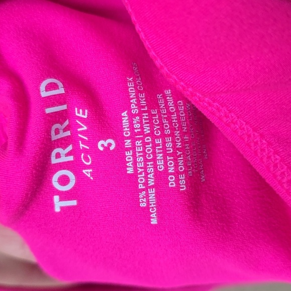 Torrid Low-Impact Wireless Strappy Back Active Sports Bra Pink Glow 3x - Picture 11 of 12